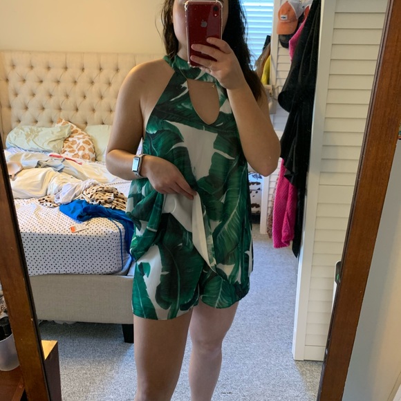 Leaf Print Romper - Picture 5 of 7